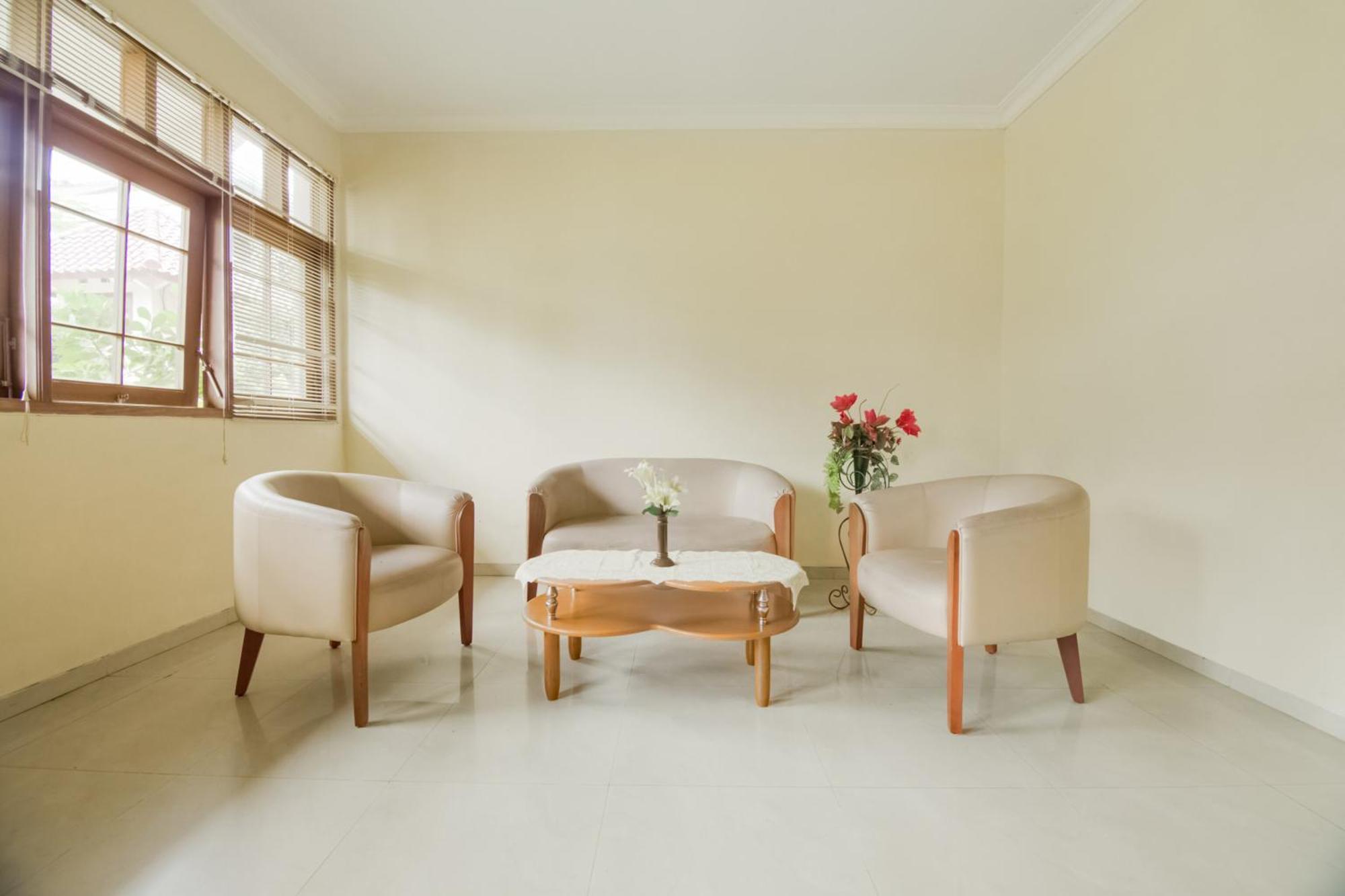 סמאראנג Wisma Langen Werdhasih מראה חיצוני תמונה