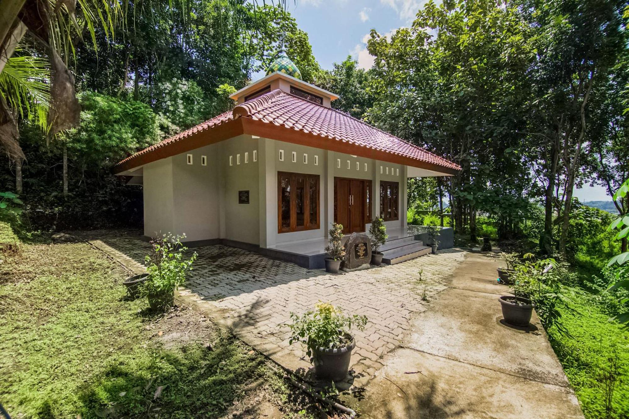 סמאראנג Wisma Langen Werdhasih מראה חיצוני תמונה
